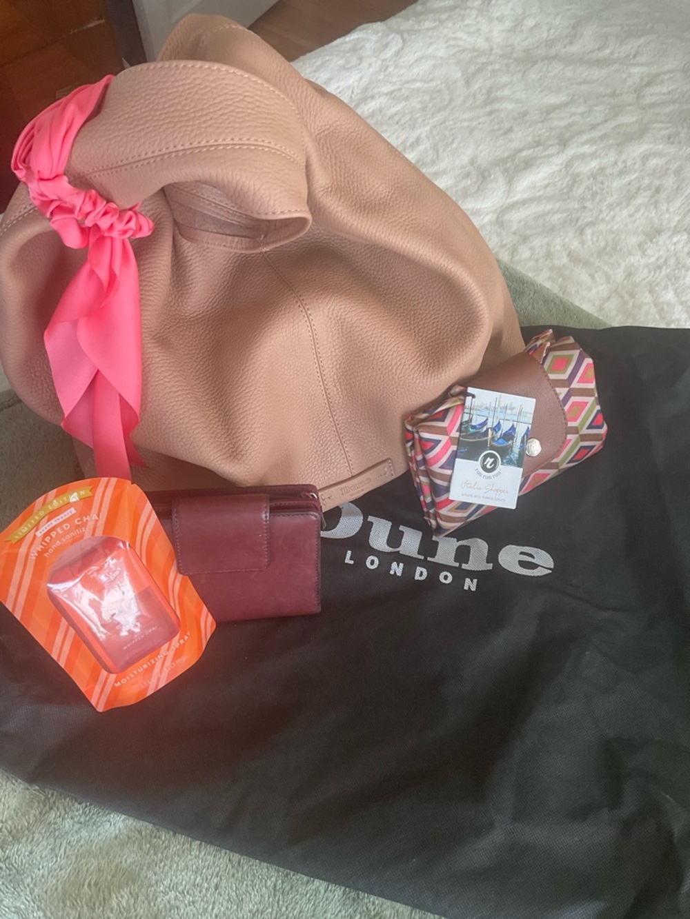 NWOT Dune leather hobo creation